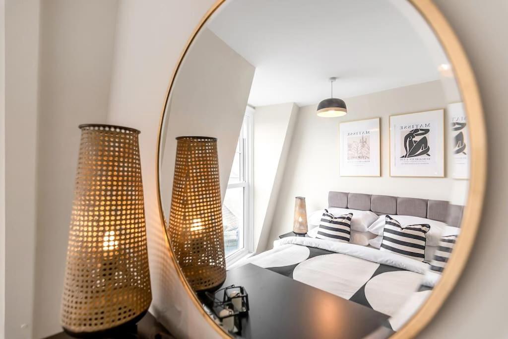 1-Bed Seaside Apartment With Parking Cromer Bagian luar foto