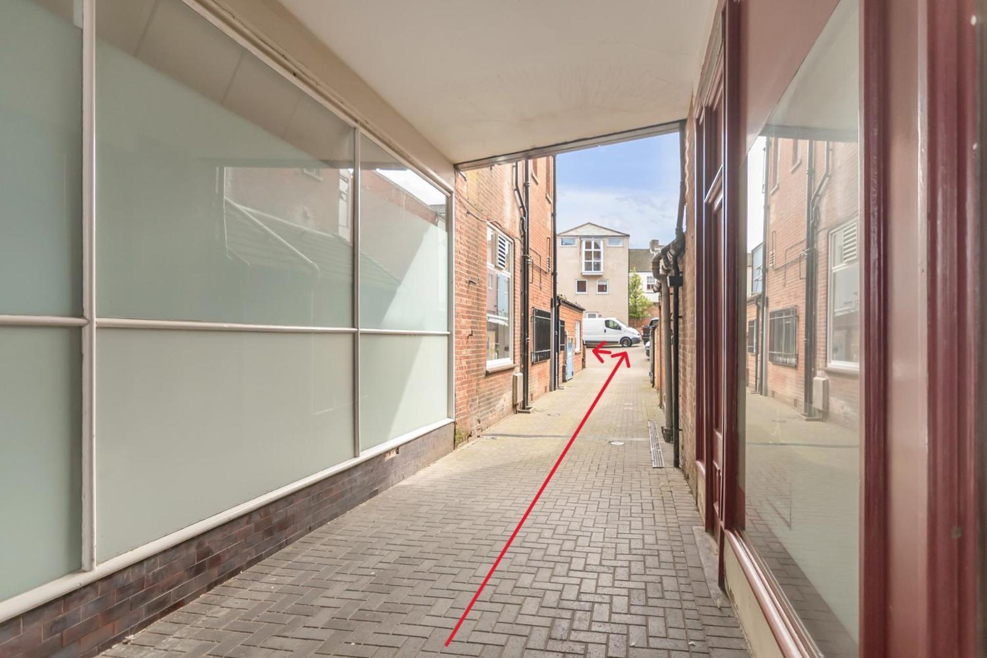 1-Bed Seaside Apartment With Parking Cromer Bagian luar foto